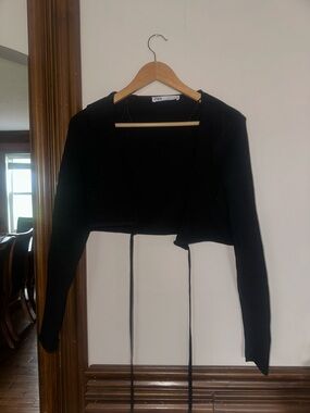 Zara Black Cropped Tie-Front Long Sleeve Bolero